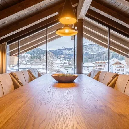 4bdr Penthouse Close To Ski Lifts- If You Want To Book, Please Contact On Wh-ats-app - 0034-656-619-782 !!!! Lejlighed *