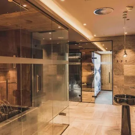 4bdr Penthouse Close To Ski Lifts- If You Want To Book, Please Contact On Wh-ats-app - 0034-656-619-782 !!!! *