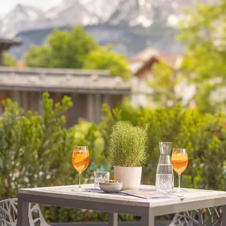 4bdr Penthouse Close To Ski Lifts- If You Want To Book, Please Contact On Wh-ats-app - 0034-656-619-782 !!!! * Ehrwald