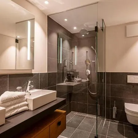 4bdr Penthouse Close To Ski Lifts- If You Want To Book, Please Contact On Wh-ats-app - 0034-656-619-782 !!!! Lejlighed *