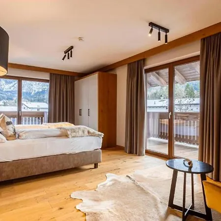 Lejlighed 4bdr Penthouse Close To Ski Lifts- If You Want To Book, Please Contact On Wh-ats-app - 0034-656-619-782 !!!!