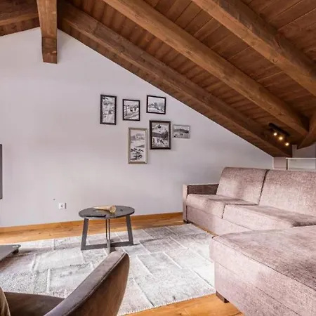 Lejlighed 4bdr Penthouse Close To Ski Lifts- If You Want To Book, Please Contact On Wh-ats-app - 0034-656-619-782 !!!! *