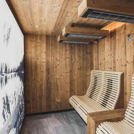 4bdr Penthouse Close To Ski Lifts- If You Want To Book, Please Contact On Wh-ats-app - 0034-656-619-782 !!!!
